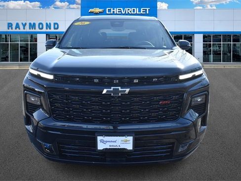 New 2026 Chevrolet Traverse RS image 8