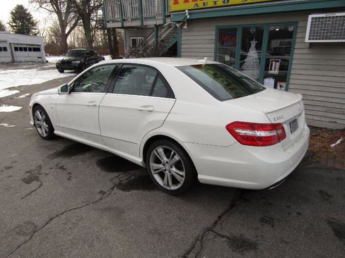 Used 2012 Mercedes-Benz E 350 E350 4MATIC Sedan w/ Premium 1 Pkg image 20