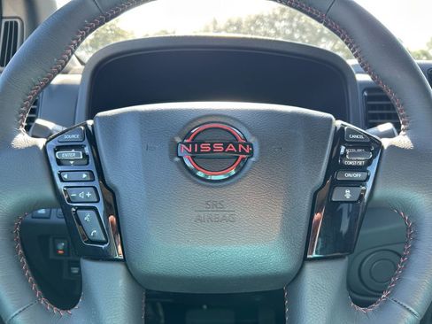 Used 2024 Nissan Frontier Pro-X w/ Technology Package image 19
