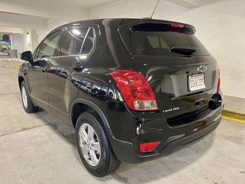 Used 2022 Chevrolet Trax LS w/ Tint and Cruise Package image 3