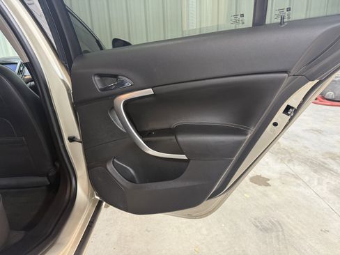 Used 2015 Buick Regal Premium image 8