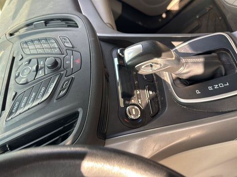 Used 2013 Ford C-MAX SE FWD image 16