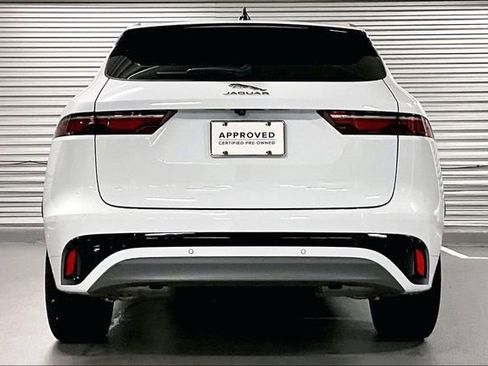 Certified 2025 Jaguar F-PACE R-Dynamic S image 3