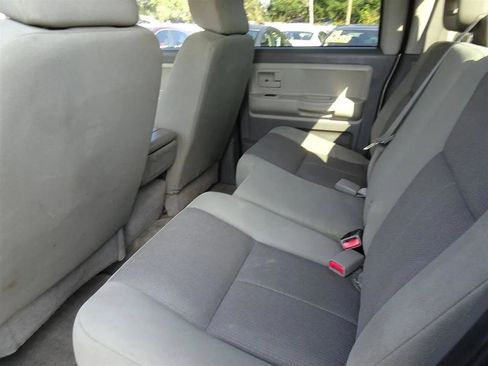 Used 2006 Dodge Dakota SLT w/ SLT Value Group image 21