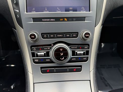 Used 2020 Lincoln MKZ Standard image 20