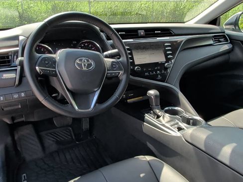 Certified 2019 Toyota Camry XSE FWD image 14