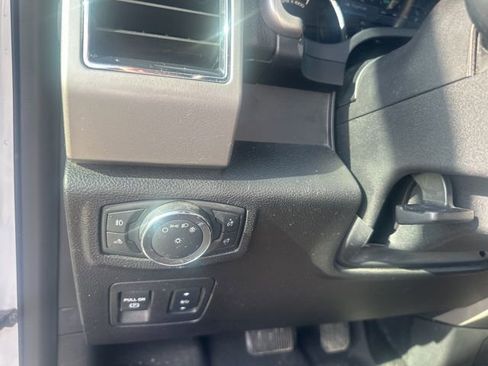 Used 2018 Ford F150 Lariat AWD/4WD image 29