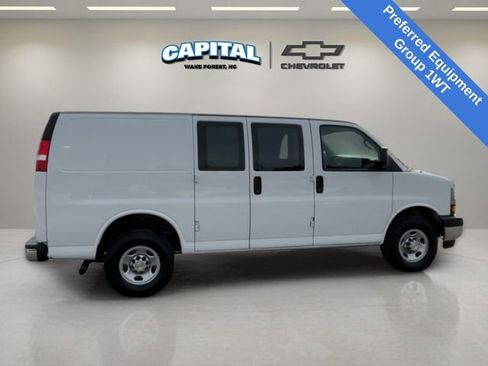 Used 2024 Chevrolet Express 2500 Work Van w/ Driver Convenience Package image 6