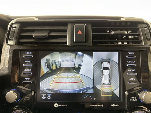 Used 2022 Toyota 4Runner TRD Off-Road Premium image 18
