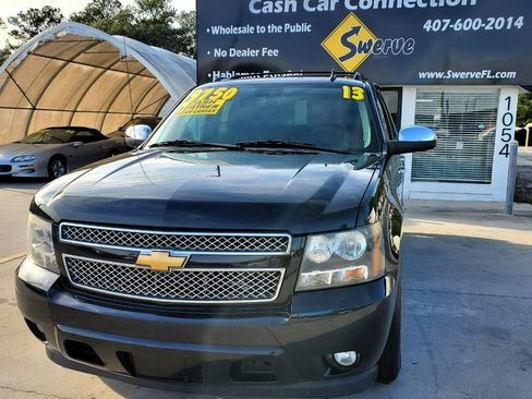 Used 2013 Chevrolet Avalanche LT w/ All-Star Edition image 2
