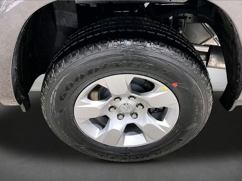 New 2026 RAM 1500 Big Horn AWD/4WD image 14
