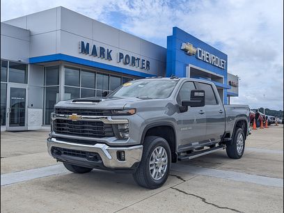 Used 2024 Chevrolet Silverado 2500 LT w/ Convenience Package