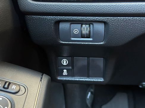 Used 2024 Honda Civic Sport image 28