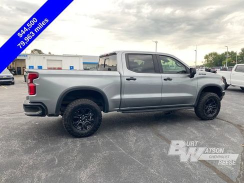 Used 2023 Chevrolet Silverado 1500 ZR2 w/ Technology Package AWD/4WD image 6