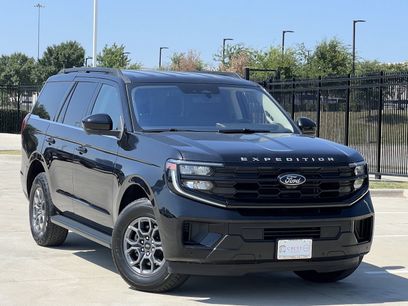 Used 2025 Ford Expedition Active