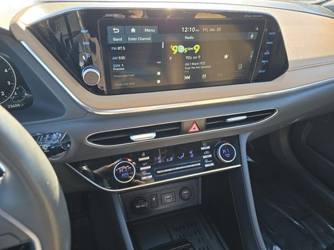 Used 2021 Hyundai Sonata Limited image 41