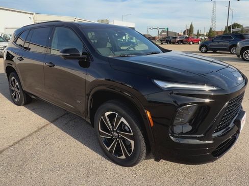 New 2026 Buick Enclave Sport Touring w/ Power Package image 2