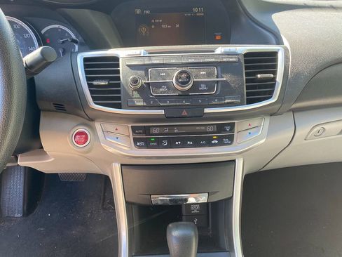 Used 2013 Honda Accord EX image 20