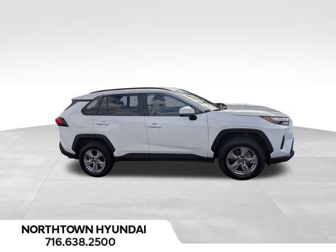 Used 2025 Toyota RAV4 XLE image 2
