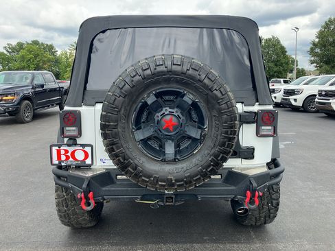 Used 2013 Jeep Wrangler Sport AWD/4WD image 5