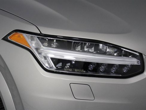 Certified 2023 Volvo XC90 T8 Plus image 26