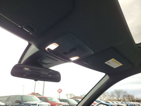 Used 2025 Honda Civic Sport image 30