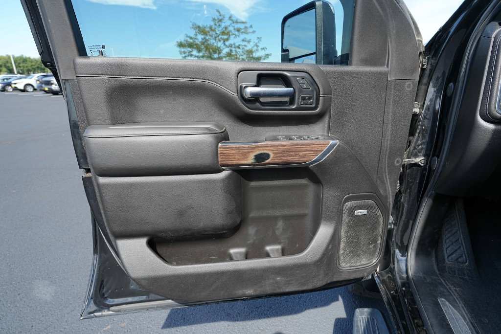 Used 2022 Chevrolet Silverado 3500 High Country AWD/4WD image 22