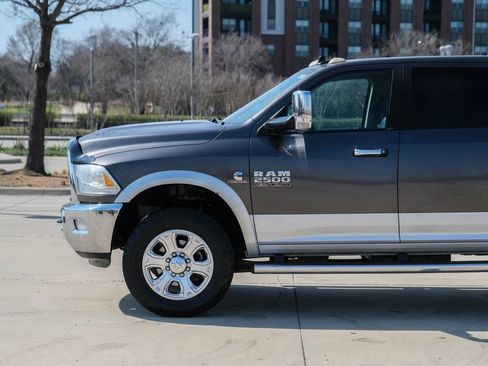 Used 2014 RAM 2500 Laramie w/ Convenience Group image 11