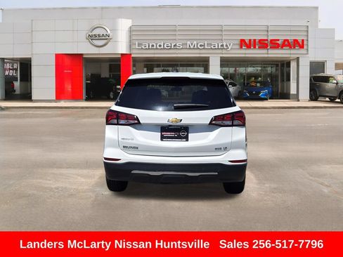 Used 2024 Chevrolet Equinox LT AWD/4WD image 5
