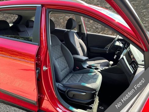 Used 2020 Kia Niro LX FWD image 6