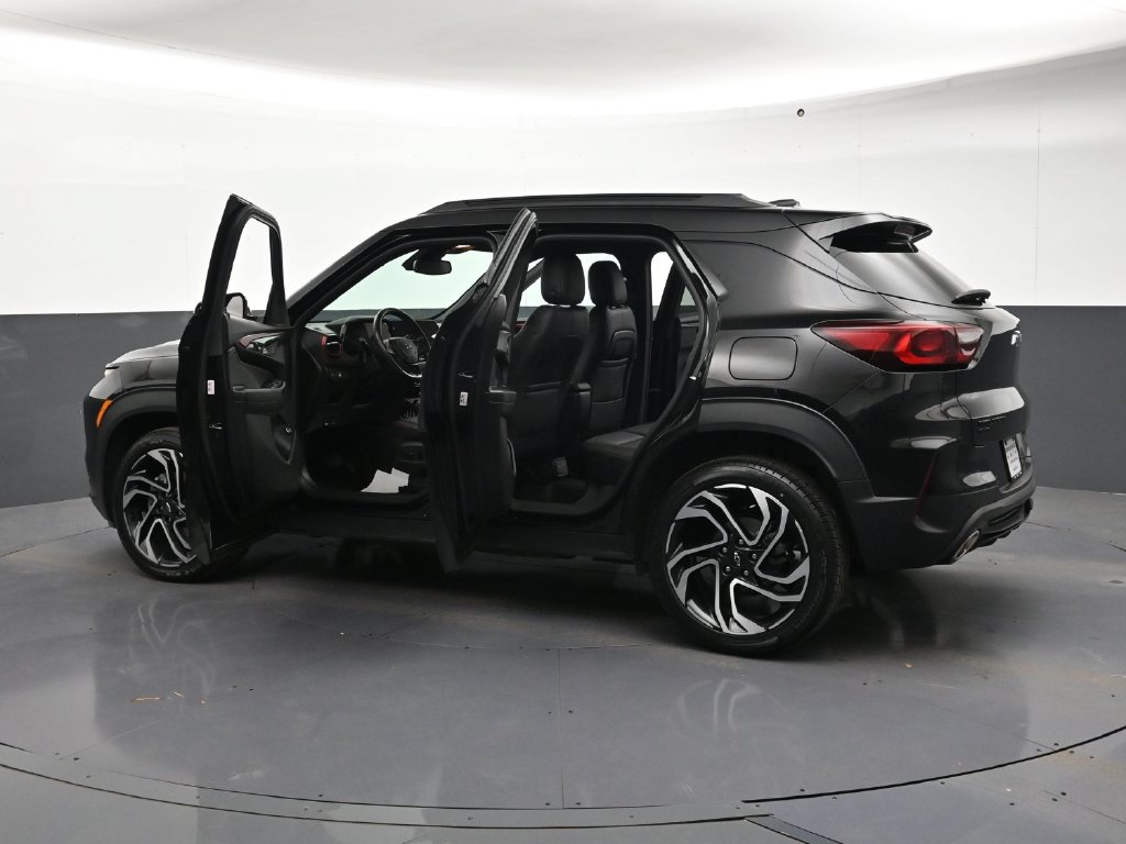 Used 2024 Chevrolet TrailBlazer RS w/ Convenience Package AWD/4WD image 35
