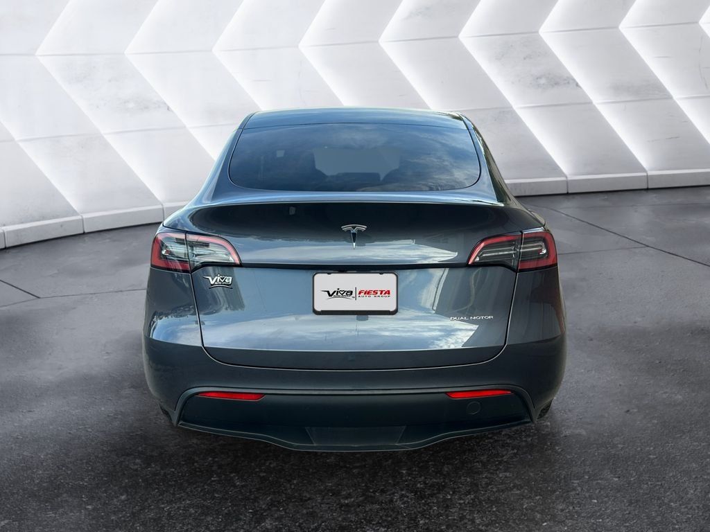 Used 2023 Tesla Model Y Long Range AWD/4WD image 5