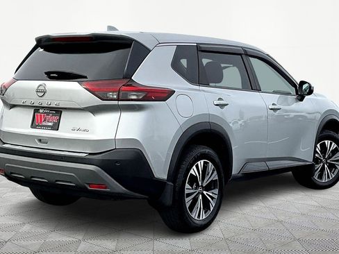Used 2023 Nissan Rogue SV image 6