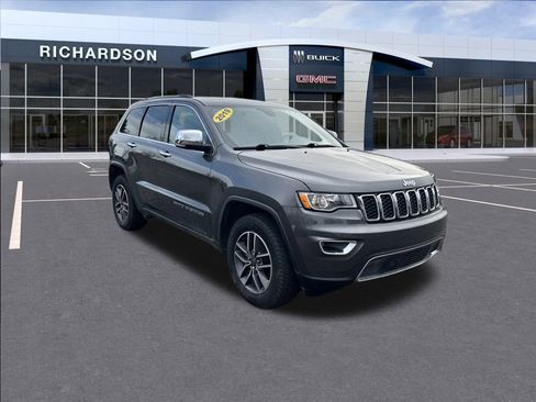 Used 2019 Jeep Grand Cherokee Limited w/ Trailer Tow Group IV image 8