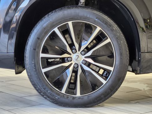 Used 2022 Volvo XC90 T8 Inscription Expression image 9