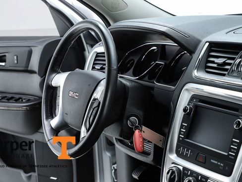 Used 2014 GMC Acadia SLT image 74