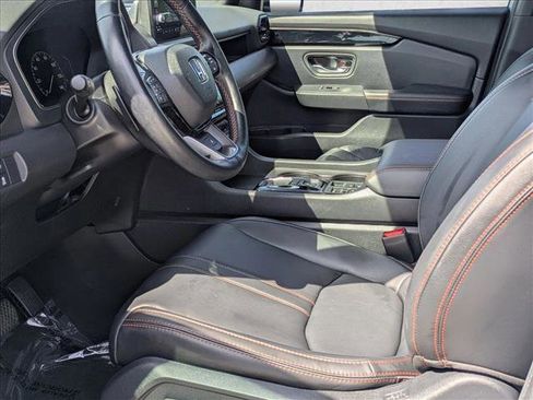 Used 2024 Honda Pilot TrailSport image 15