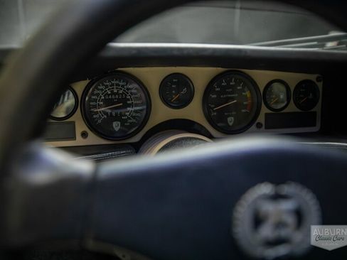 Used 1989 Lamborghini Countach Coupe RWD image 17