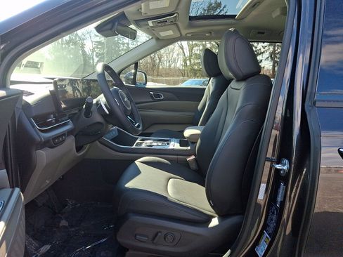New 2026 Kia Carnival SX FWD image 12
