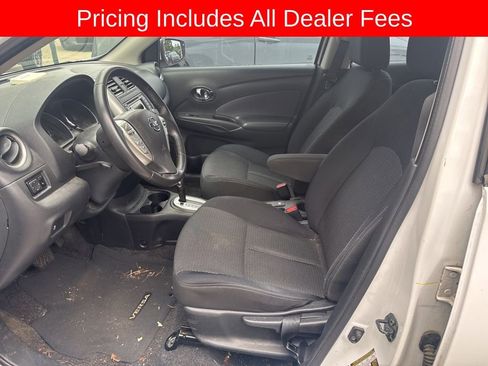 Used 2016 Nissan Versa FWD image 7