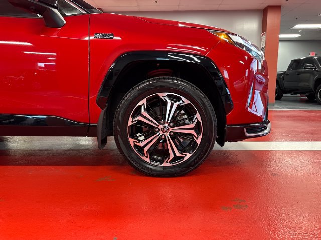 Certified 2024 Toyota RAV4 XSE w/ Premium Package AWD/4WD image 31