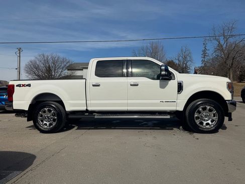 Used 2022 Ford F250 Lariat w/ Lariat Ultimate Package image 4