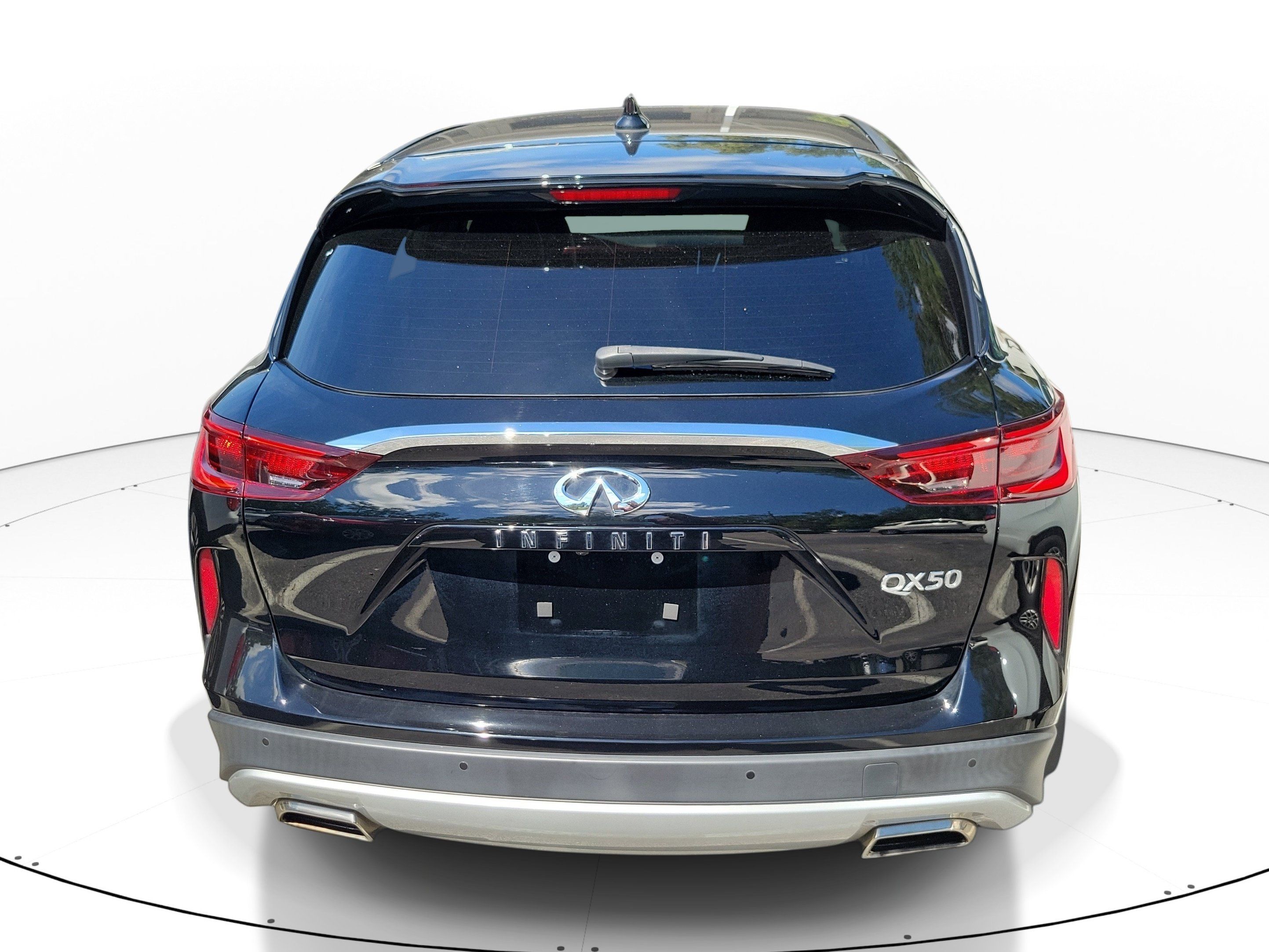 Used 2023 INFINITI QX50 Pure FWD image 3