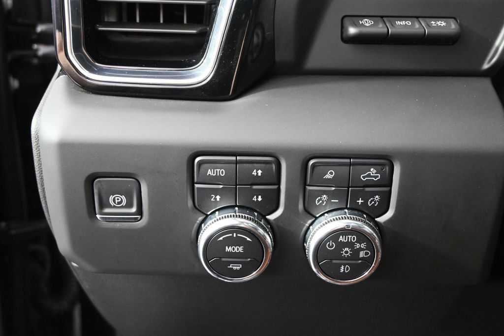 Used 2025 GMC Sierra 1500 Denali Ultimate AWD/4WD image 23