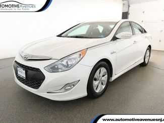 Used 2013 Hyundai Sonata Hybrid image 1