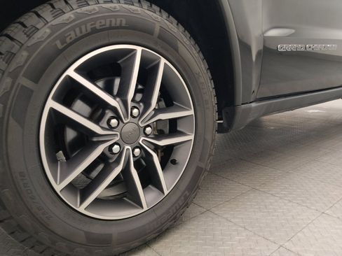 Used 2018 Jeep Grand Cherokee Limited w/ Trailer Tow Group IV AWD/4WD image 31
