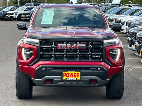 Used 2023 GMC Canyon AT4 w/ Technology Package AWD/4WD image 9