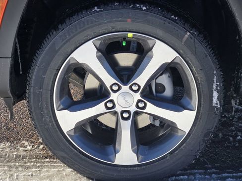 New 2026 Jeep Grand Cherokee Limited image 5