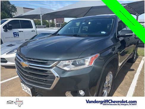Used 2019 Chevrolet Traverse LT FWD image 2