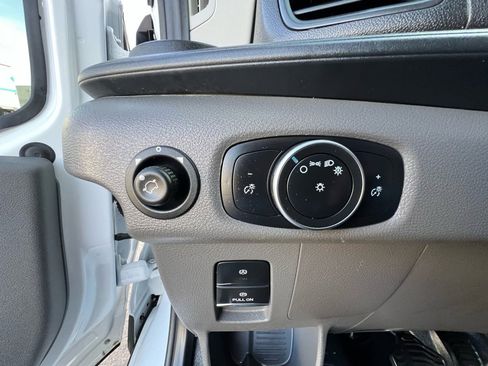 Used 2023 Ford Transit 250 Medium Roof AWD w/ Load Area Protection Package image 27